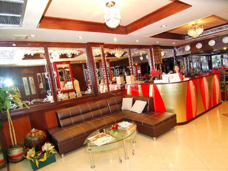Lucky Palace Hotel Bangkok Exteriér fotografie