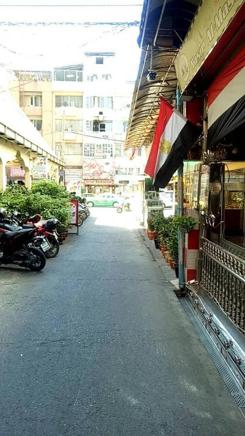 Lucky Palace Hotel Bangkok Exteriér fotografie